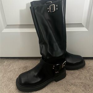 SHEIN Black Heeled Boots with Buckle Detail